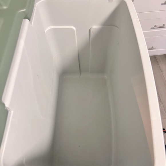 Tito’s igloo cooler 30QT. - Picture 2 of 4